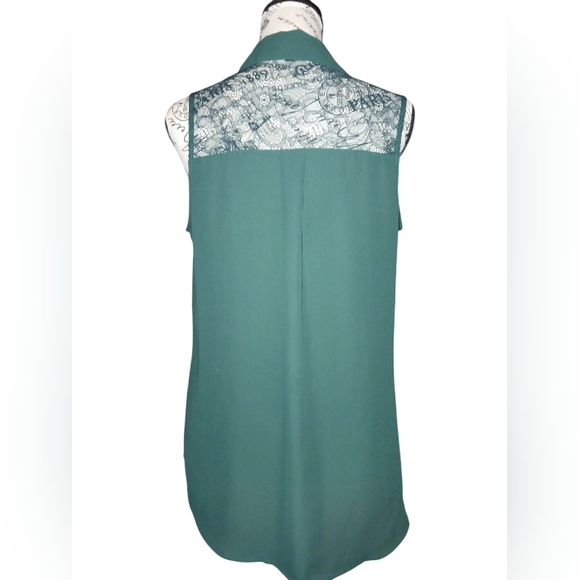 EXPRESS FOREST GREEN BLOUSE SIZE MEDIUM - Picture 2 of 2